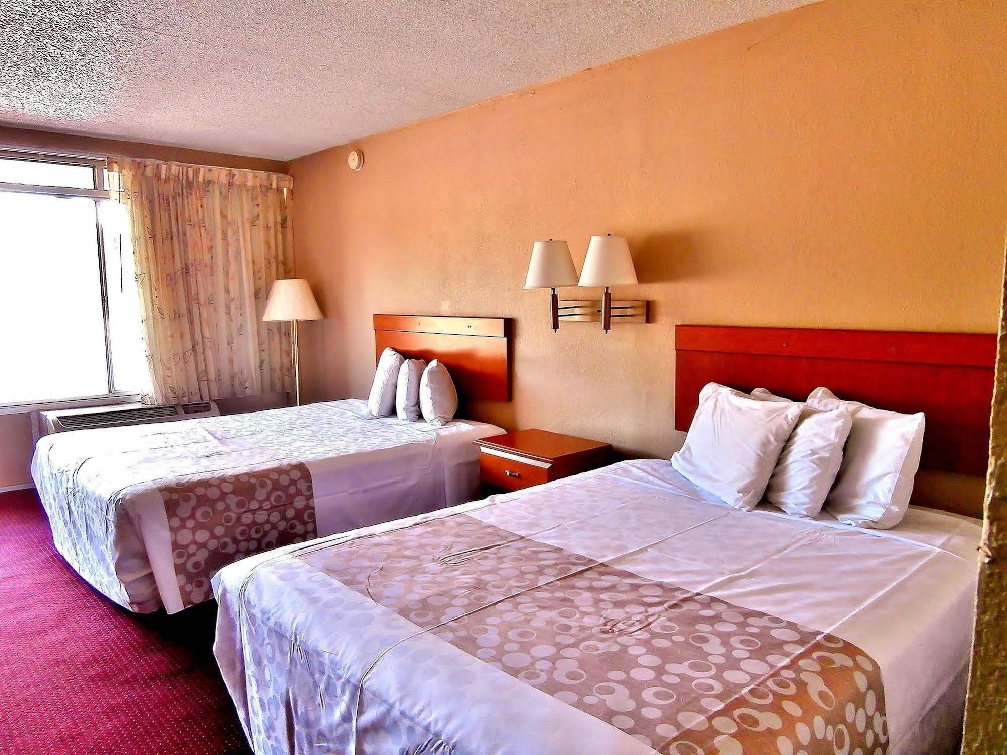 Americas Best Value Inn Алачуа Екстериор снимка