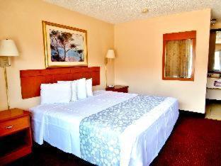 Americas Best Value Inn Алачуа Стая снимка