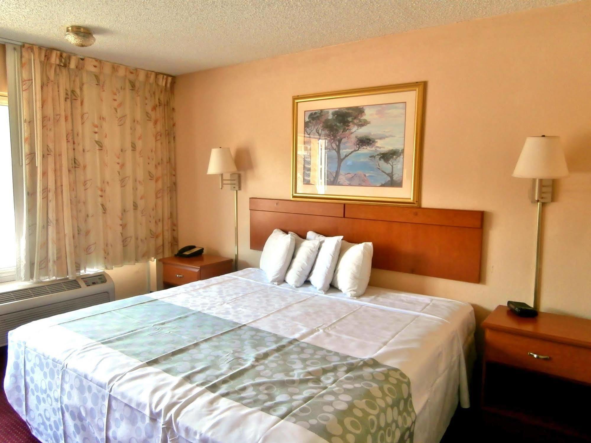 Americas Best Value Inn Алачуа Екстериор снимка